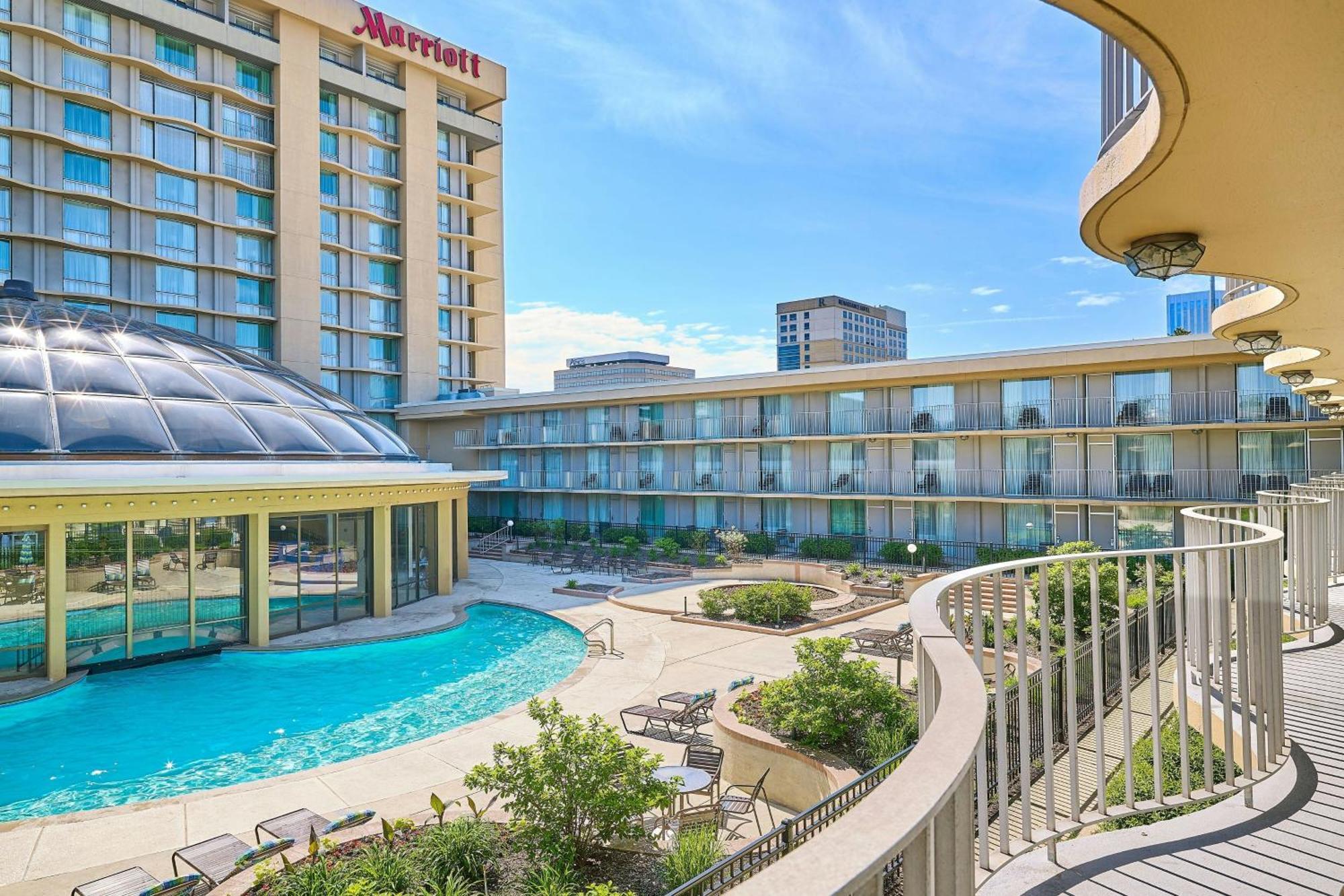 Отель Marriott Chicago O'Hare Розмонт Экстерьер фото