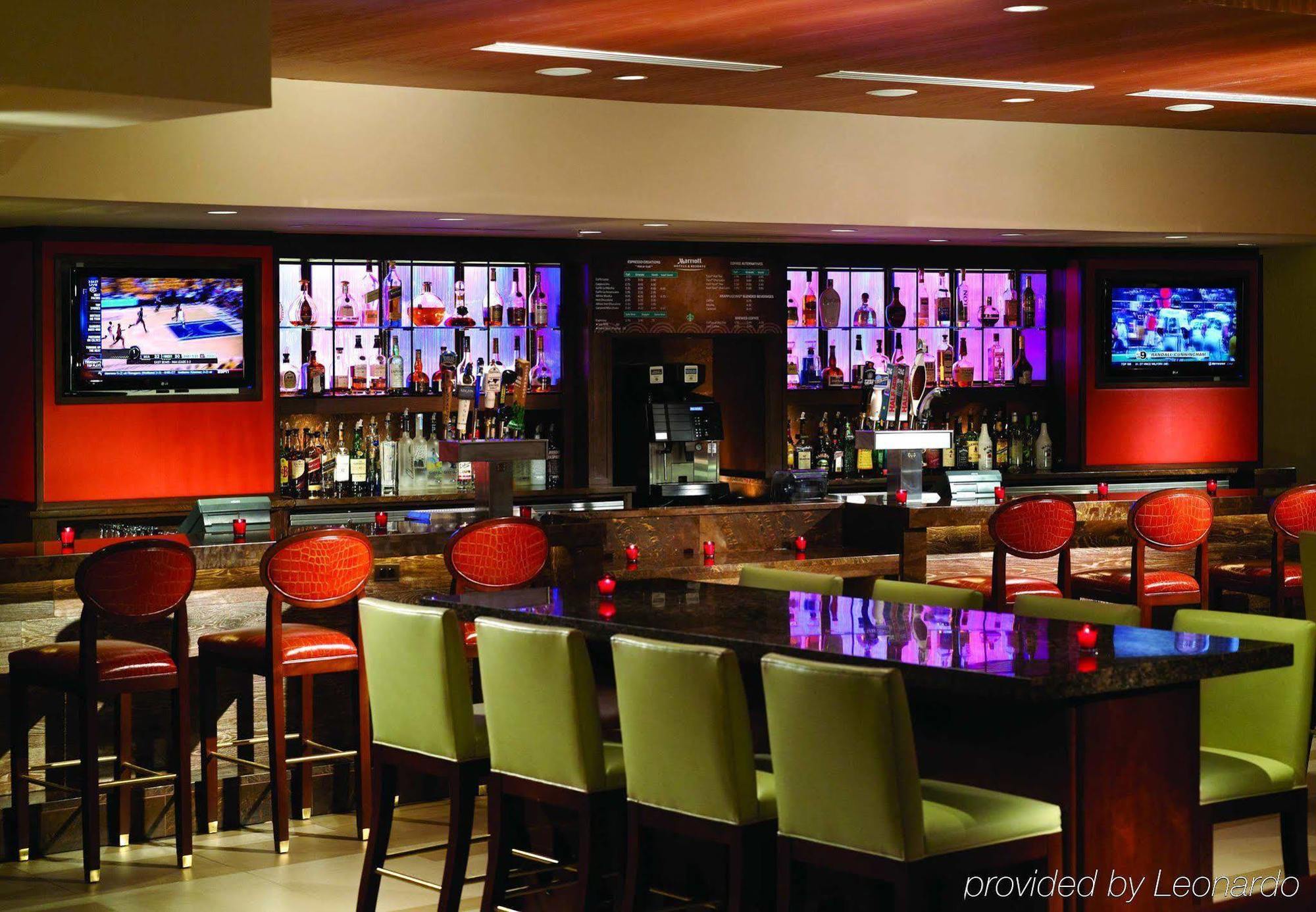 Отель Marriott Chicago O'Hare Розмонт Ресторан фото